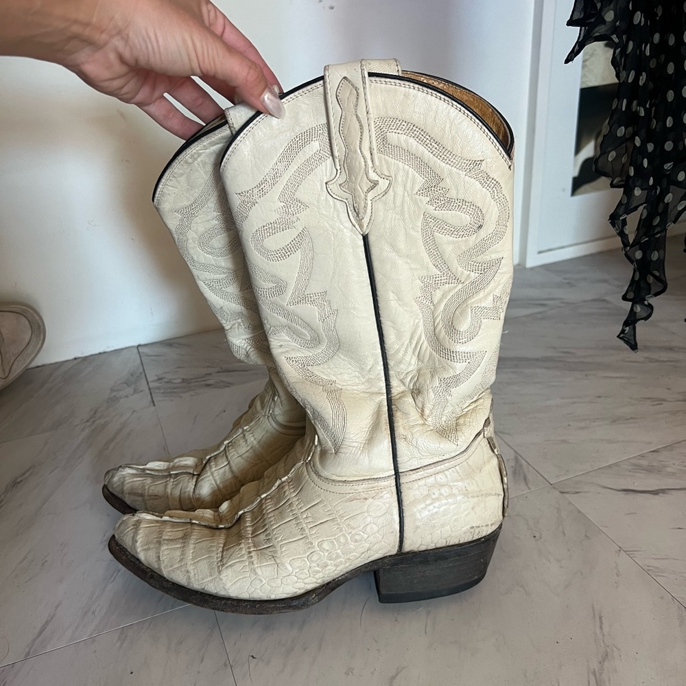 Alligator Rudel White Cowboy Boots